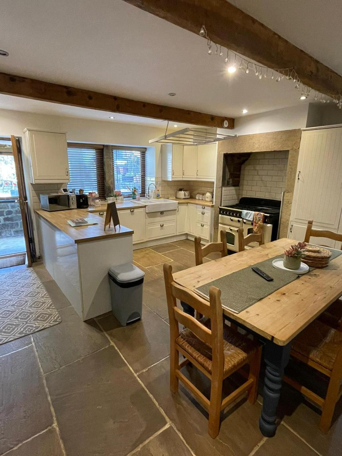 Wuthering Cottage - Central, Stylish, Cosy, Comfy Haworth Dış mekan fotoğraf